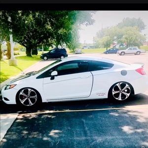 Meet your Posher, Eli